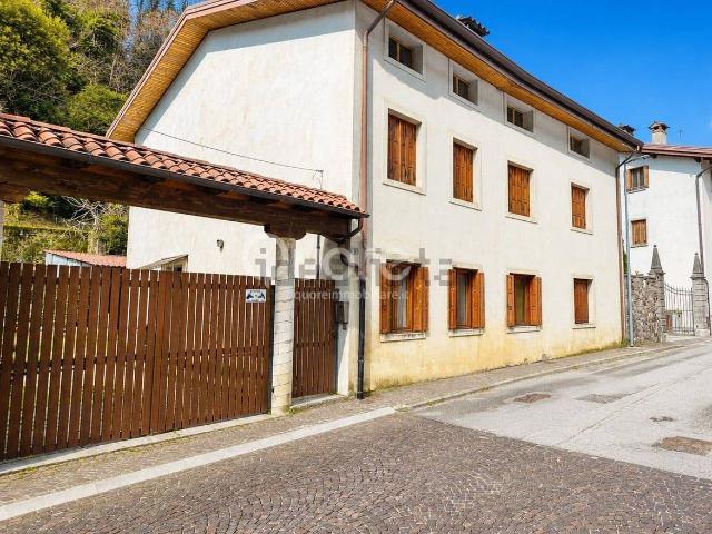 Appartamento in vendita di 182 m² in Via Villa, 12