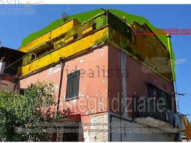 Appartamento in vendita di 1836 m² in Via Nepesina, 541