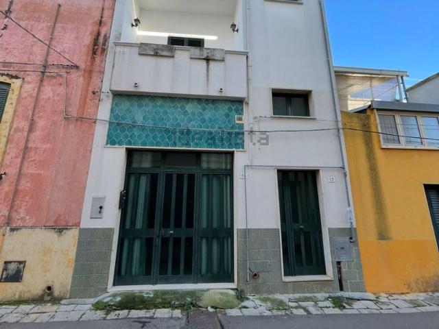 Appartamento in vendita di 183 m² in Via Cavour, 12