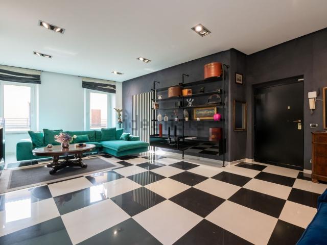 Appartamento in vendita di 183 m² in Via Angelo Brunetti
