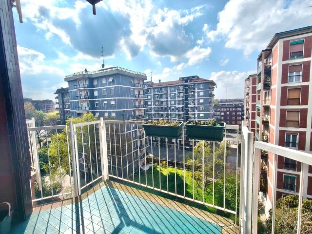 Appartamento in vendita di 183 m² in Via Alfonso Capecelatro, 87