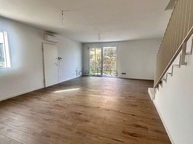 Appartamento in vendita di 178 m² in Via Giacomo Brodolini