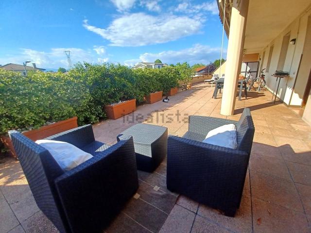 Appartamento in vendita di 183 m² in Via della Resistenza