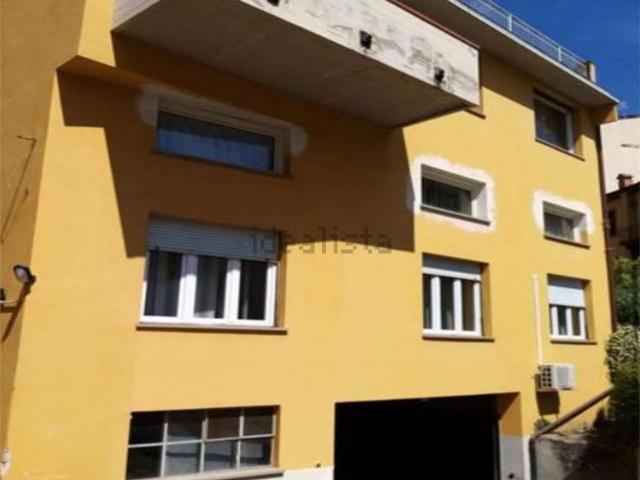 Appartamento in vendita di 183 m² in Via Francesco Crispi, 60