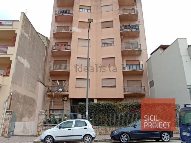 Appartamento in vendita di 183 m² in Via Maria Riposo