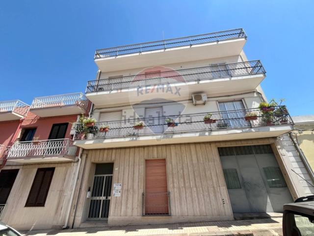 Appartamento in vendita di 183 m² in Via Scilla, 5