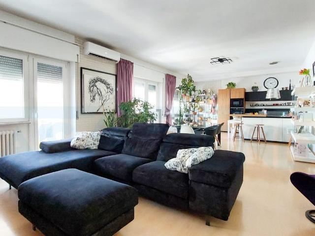 Appartamento in vendita di 183 m² in Via Polonia, 23