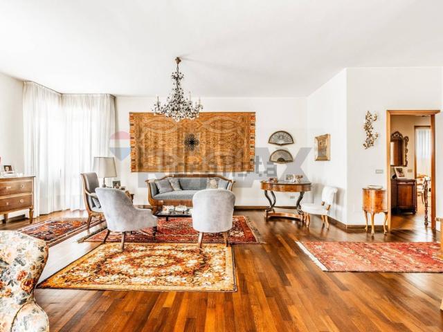 Appartamento in vendita di 183 m² in Via Palestro, 4