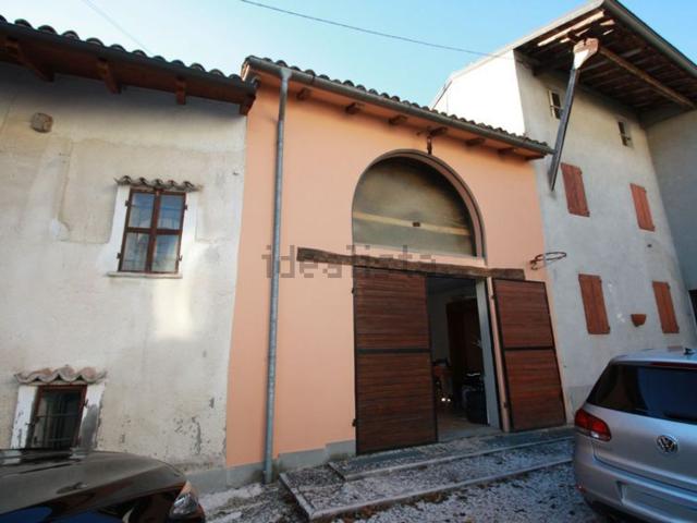 Appartamento in vendita di 183 m² in Via Pezzano, 19