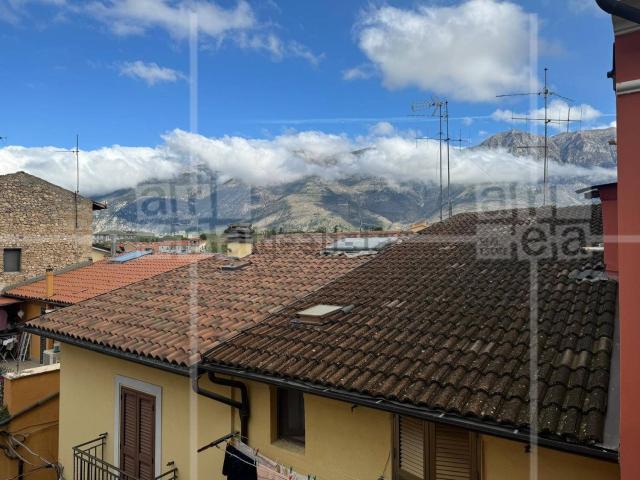 Appartamento in vendita di 183 m² in Via Probo Mariano