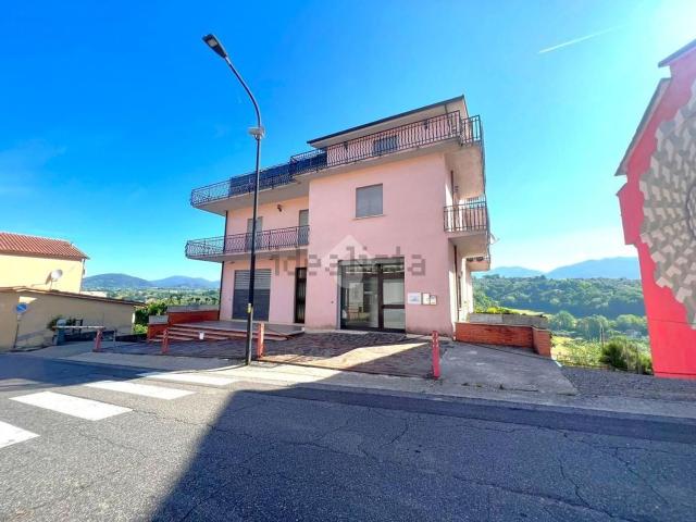 Appartamento in vendita di 183 m² in Via Roma, 13