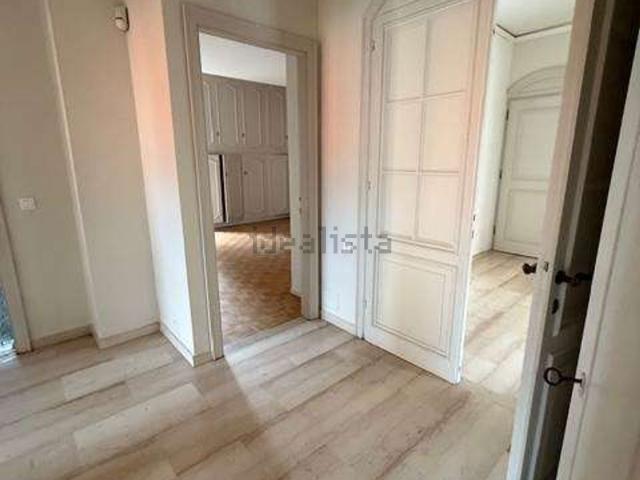 Appartamento in vendita di 183 m² in Viale Alessandro Tassoni