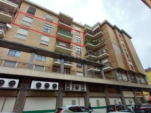 Appartamento in vendita di 184 m² in Via Camillo Cavour, 23