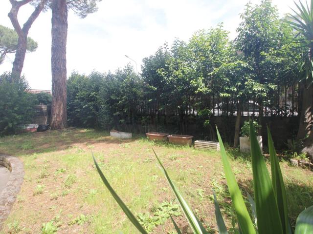 Appartamento in vendita di 184 m² in Via Gravina di Puglia, 14