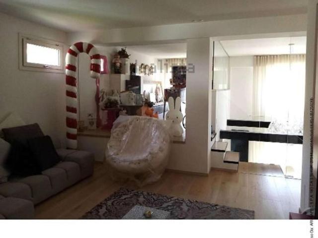 Appartamento in vendita di 184 m² in Via Francesco Crispi