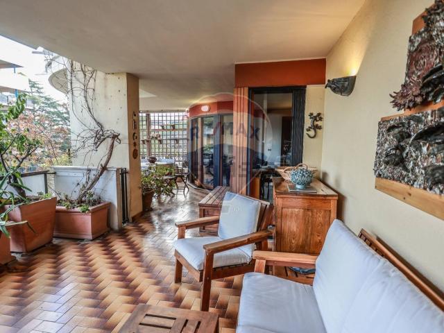Appartamento in vendita di 184 m² in Via Riccardo Forster, 127