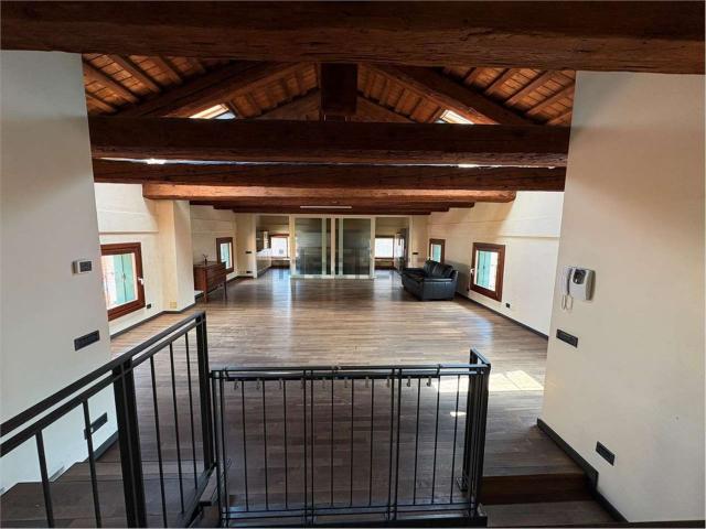 Appartamento in vendita di 185 m²