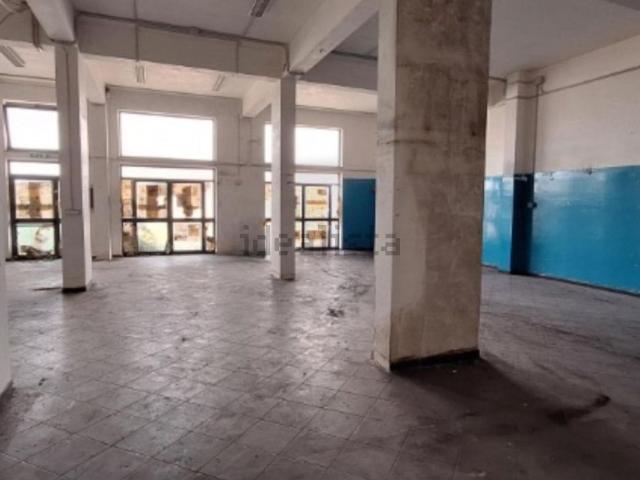Appartamento in vendita di 185 m² in Via Case Nuove Russo