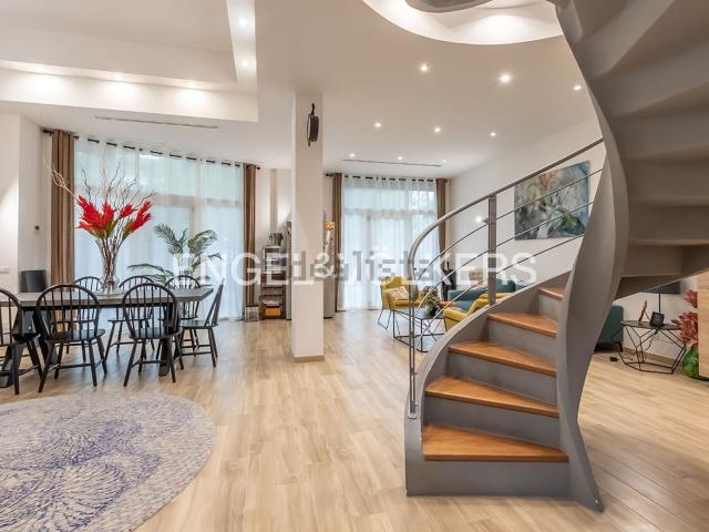 Appartamento in vendita di 185 m² in Via Antonio Sogliano