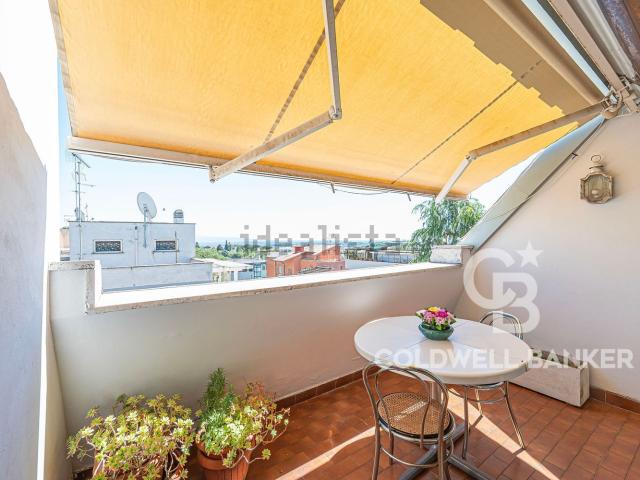 Appartamento in vendita di 185 m² in Via Aladino Govoni
