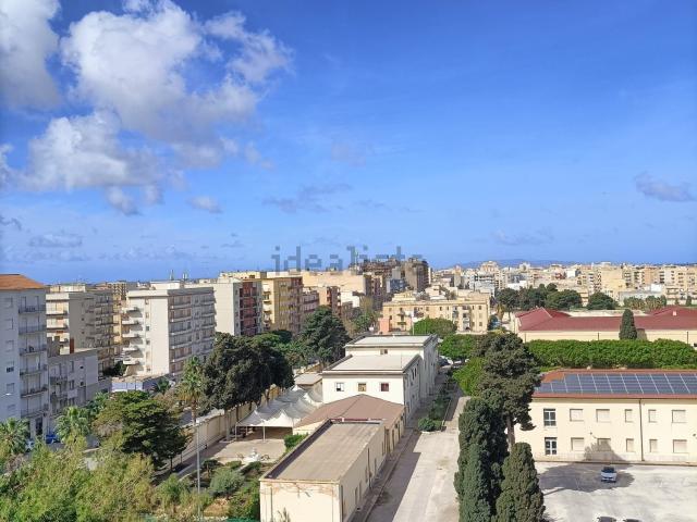 Appartamento in vendita di 185 m² in Via Alessandro Manzoni, 1
