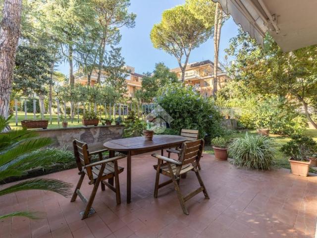 Appartamento in vendita di 185 m² in Via del Casaletto, 201