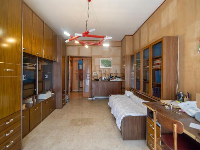 Appartamento in vendita di 185 m² in Via di Donna Olimpia