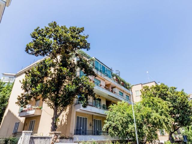 Appartamento in vendita di 185 m² in Via di San Valentino, 48