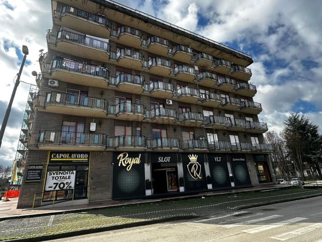Appartamento in vendita di 185 m² in Via Ferrovia