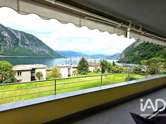 Appartamento in vendita di 185 m² in Via Fratelli Fusina, 11