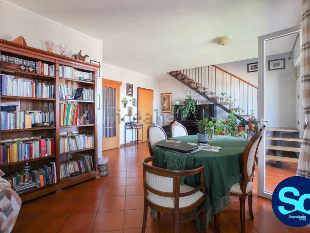 Appartamento in vendita di 185 m² in Via Olona