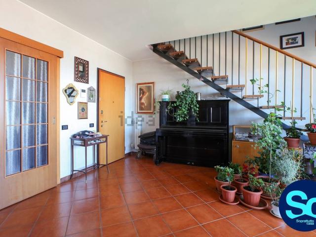 Appartamento in vendita di 185 m² in Via Olona