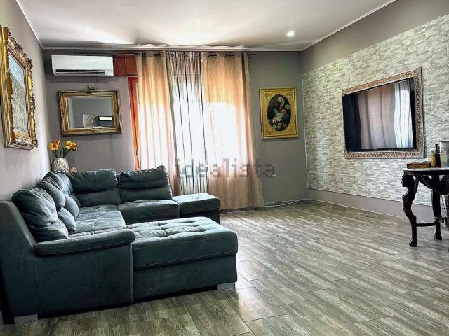 Appartamento in vendita di 185 m² in Via San Francesco D&apos Assisi