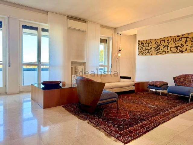 Appartamento in vendita di 185 m² in Via Sant&apos  Adeodato, 2