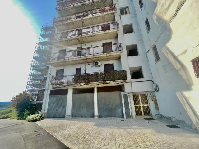 Appartamento in vendita di 185 m² in Via Pio IX, 38