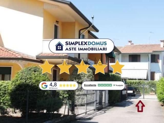 Appartamento in vendita di 185 m² in Via Roma
