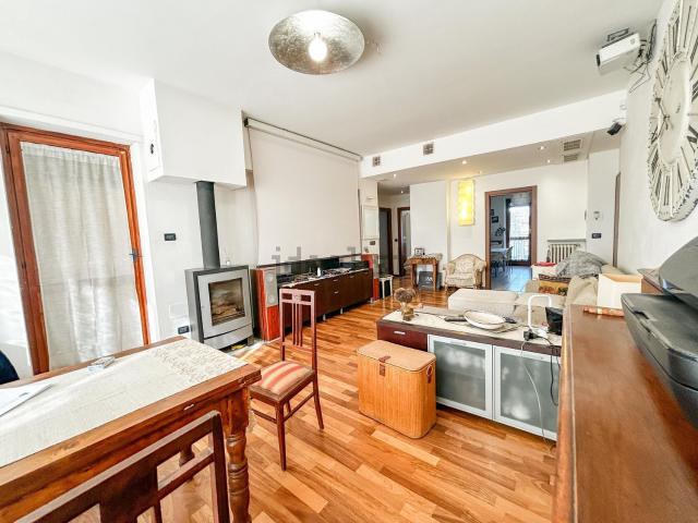 Appartamento in vendita di 185 m² in Via Trinità, 17
