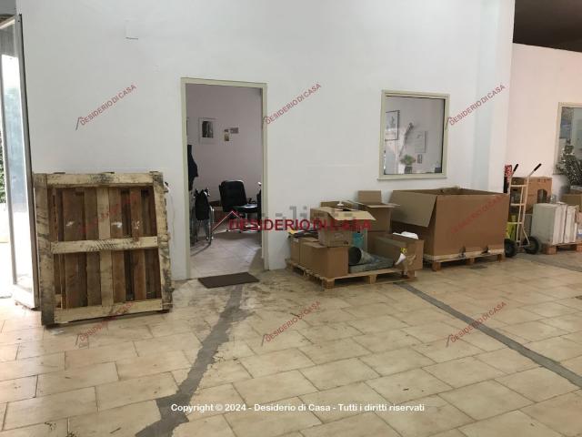 Appartamento in vendita di 185 m² in Via U. La Malfa, 52
