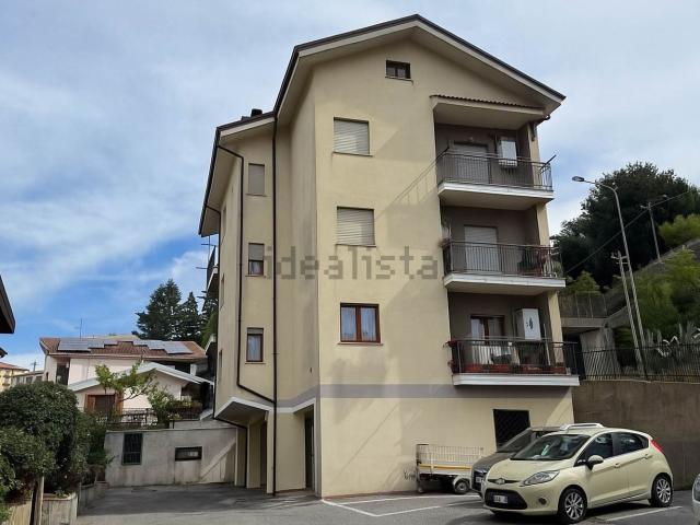 Appartamento in vendita di 185 m² in Via Vincenzo Gallo, 68