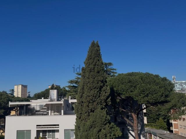 Appartamento in vendita di 185 m² in Viale Africa