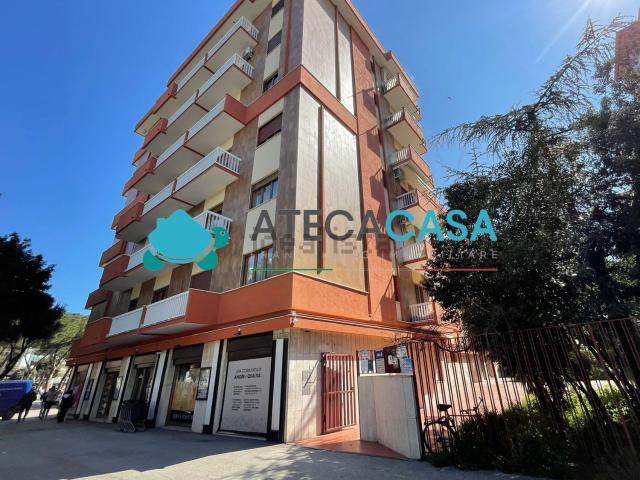 Appartamento in vendita di 185 m² in Viale Michelangelo, 187