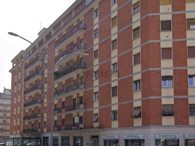 Appartamento in vendita di 185 m² in Piazza Caduti di Via Fani