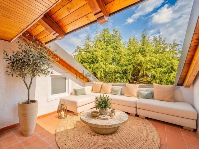 Appartamento in vendita di 185 m² in Strada Val Salice