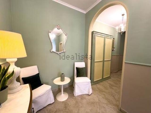 Appartamento in vendita di 186 m² in Via Cosseria
