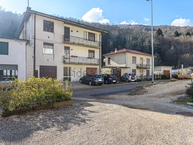 Appartamento in vendita di 186 m² in Via Gobbi
