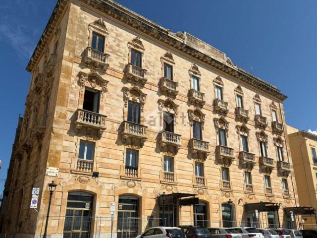 Appartamento in vendita di 186 m² in Via Giuseppe Verdi, 23