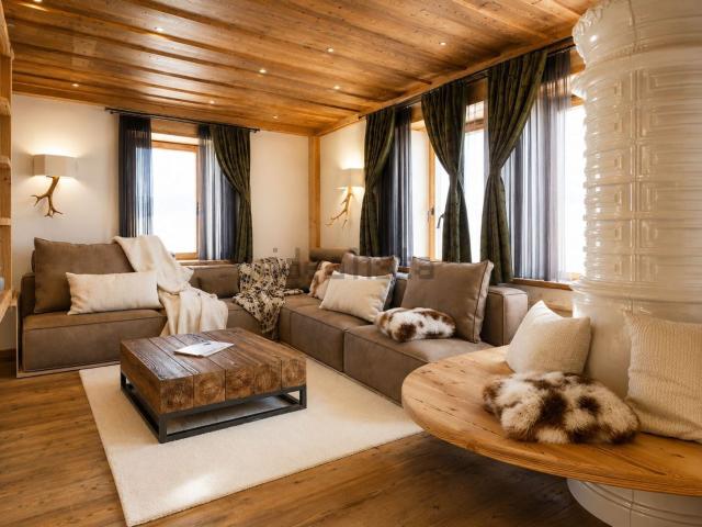 Appartamento in vendita di 186 m² in Via del Castello