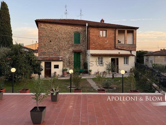 Appartamento in vendita di 186 m² in Via della Pace, 2