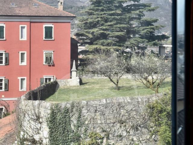Appartamento in vendita di 186 m² in Via delle Cave