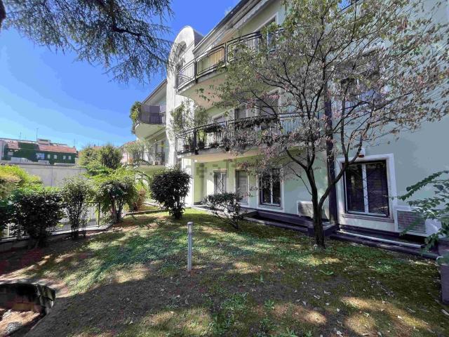 Appartamento in vendita di 186 m² in Via I&apos  Maggio, 5